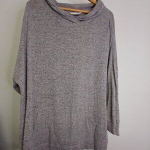 UGC CJ Banks Grey Long sleeved pullover with hood Size 3X